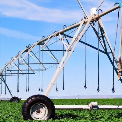 喷灌设备生产厂家 12年专注灌溉机械化
