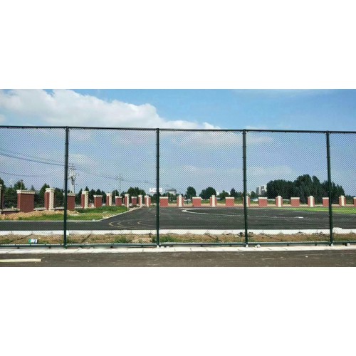 静电喷涂体育场围网 绿色球场围网 篮球场护栏
